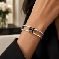 گوشواره های مانی سا