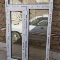 پنجره دوجداره همراه توری