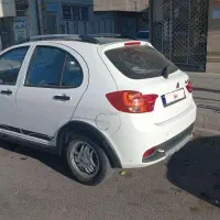 کوییک R سفید مشکی