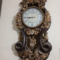 ساعت دیواری کاملا سالم