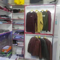 قفسه مغازه پوشاک