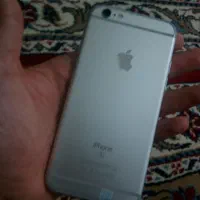 اپل iPhone 6s با حافظهٔ ۶۴ گیگابایت