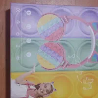 هدفون کرومی بلوتوثی مناسب روز دختر