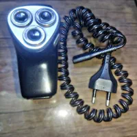 ریش تراش سه تیغ