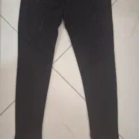 شلوارهای جین اسکینی