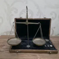 ترازوی زرگری قدیمی