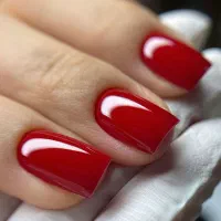 به چند نفر «مدل» برای کاشت ناخن نیازمندیم