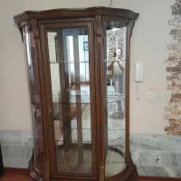 ویترین چوب راش