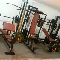 وسایل بدنسازی وزنه و دستگاه