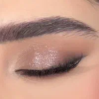 میکاپ و شنیون در بلوار هنرستان