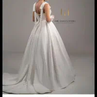 لباس عروس آشغال میخرید خوب بخر|لباس|تهران, حکیمیه|دیوار