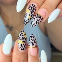 خدمات کاشت و طراحی ناخن|خدمات آرایشگری و زیبایی|شیراز, شهرک امیر کبیر|دیوار