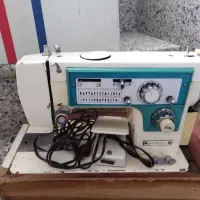 چرخ خیاطی و گلدوزی