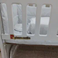 تخت گهواره ای کنار مادر|تخت و صندلی بچه|تهران, قنات‌کوثر|دیوار