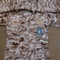 لباس نظامی خاکی