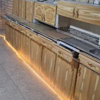 کابینت دسته دوم همراه با وسایل