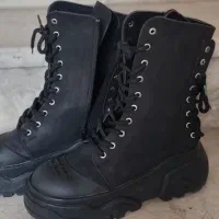 بوت کرمی و ۲جفت بوت مشکی زنانه