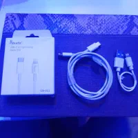 ۲ کابل شارژ و قاب گوشی اپل سالم