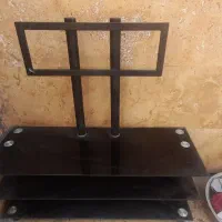 فروش فوری دوعدد میز تلویزیون