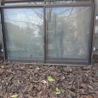 دو عدد پنجره آلومینیم رنگی