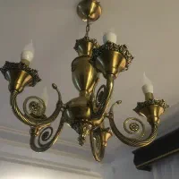 لوستر قدیمی برنز