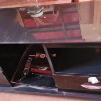 میز تلویزیون مشکی .