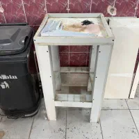 چهار پایه پی وی سی