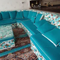 مبل ۹ نفره با کاناپه تختی با ۴عسلی با میز پیش خوان