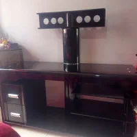 میز تلویزیون شیشه ای