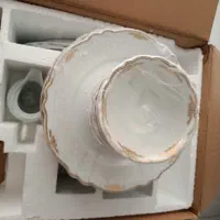 چینی ۲۴نفره پردیس کاشان آکبند