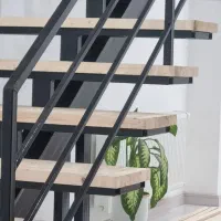 اجرای تخصصی پله چوبی،کافی‌بار و دکوراسیون لوکسFUKA