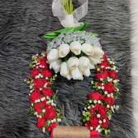 دسته گل عروس میکانا