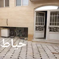 رهن 120 دو طبقه دربست خیابان سلامت|اجارهٔ خانه و ویلا|قم, دروازه چوبی|دیوار