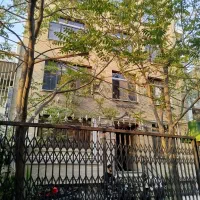 ۷۰ متر مسکونی با موقعیت اداری