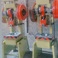 خرید وفروش دستگاه های صنعتی پرس تراش گیوتین خم کن