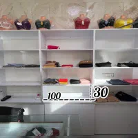 تجهیزات لباس فروشی(دکور و‌میز پیشخوان) و سالن ناخن