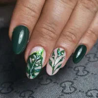 مدل طراحی ناخن|خدمات آرایشگری و زیبایی|بندر انزلی, آذربایجان|دیوار