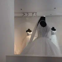 فروشنده با رزومه مزون لباس عروس