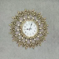 ساعت طرح برنز