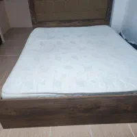 تخت دونفره
