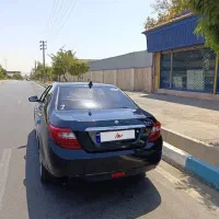 دنا پلاس اتوماتیک، مدل ۱۴۰۲