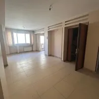 90متر دو خواب هزارجریب کوی امام