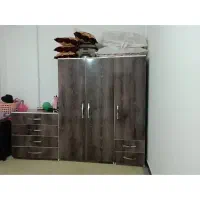 دراور رخت آویز گنجه