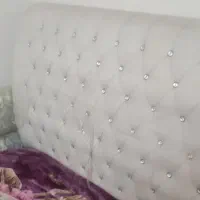 تخت دو نفره جک دار سالم به همراه تشک