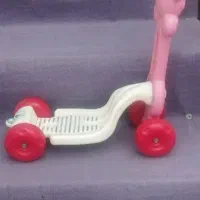 اسکوتر پلاستیکی و کرییر در حد نو ۵۰۰ تومان