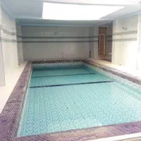 باغ ویلا  لوکس با استخر سر پوشیده و وسایل بازی