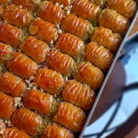 باقلوا تازه شیری و عسلی