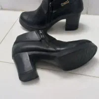 کفش زنانه چرم اصل سایز ۴۰تا۴۱