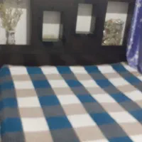 تخت خواب وتلوزیون ۲۱ اینچ