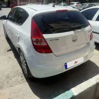 i30 هیوندا بی رنگ و استثنائی